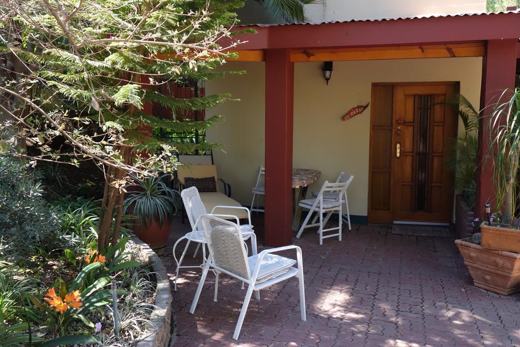 Hotel A La Fugue Upington Exterior foto